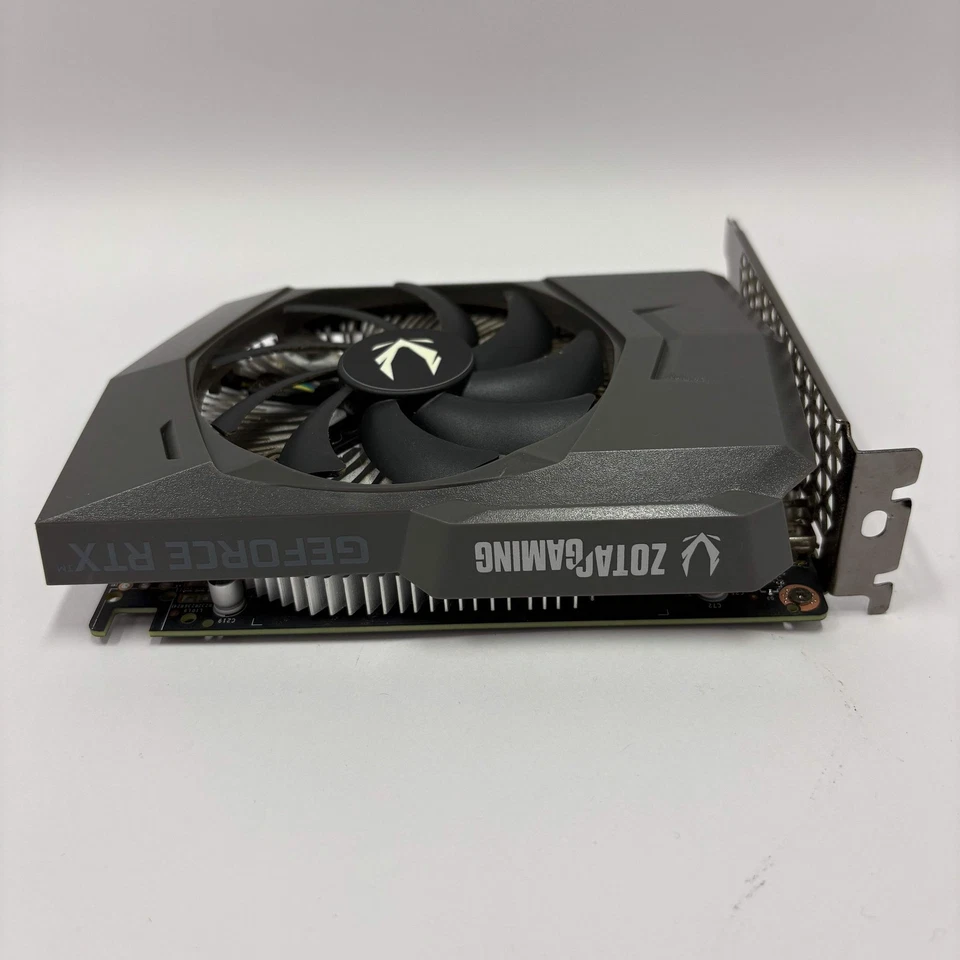 Zotac GeForce RTX 3050 6GB GDDR6 Graphics Card ZT-A30510G-10L - Image 3 of 4