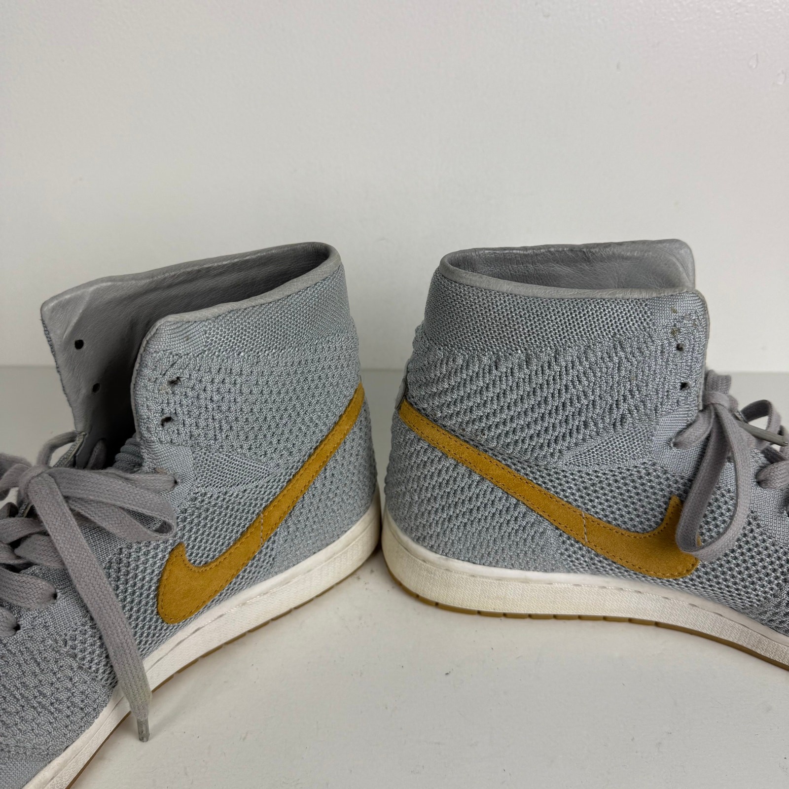 Nike Air Jordan 1 Retro OG Flyknit High Wolf Grey Sz 13 thumbnail 6