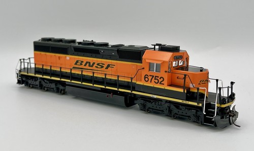 Logotipo Swoosh Kato BNSF SD40-2 #6752 DCC y listo para sonido escala HO L/N | Condition: New: Other (See Details)