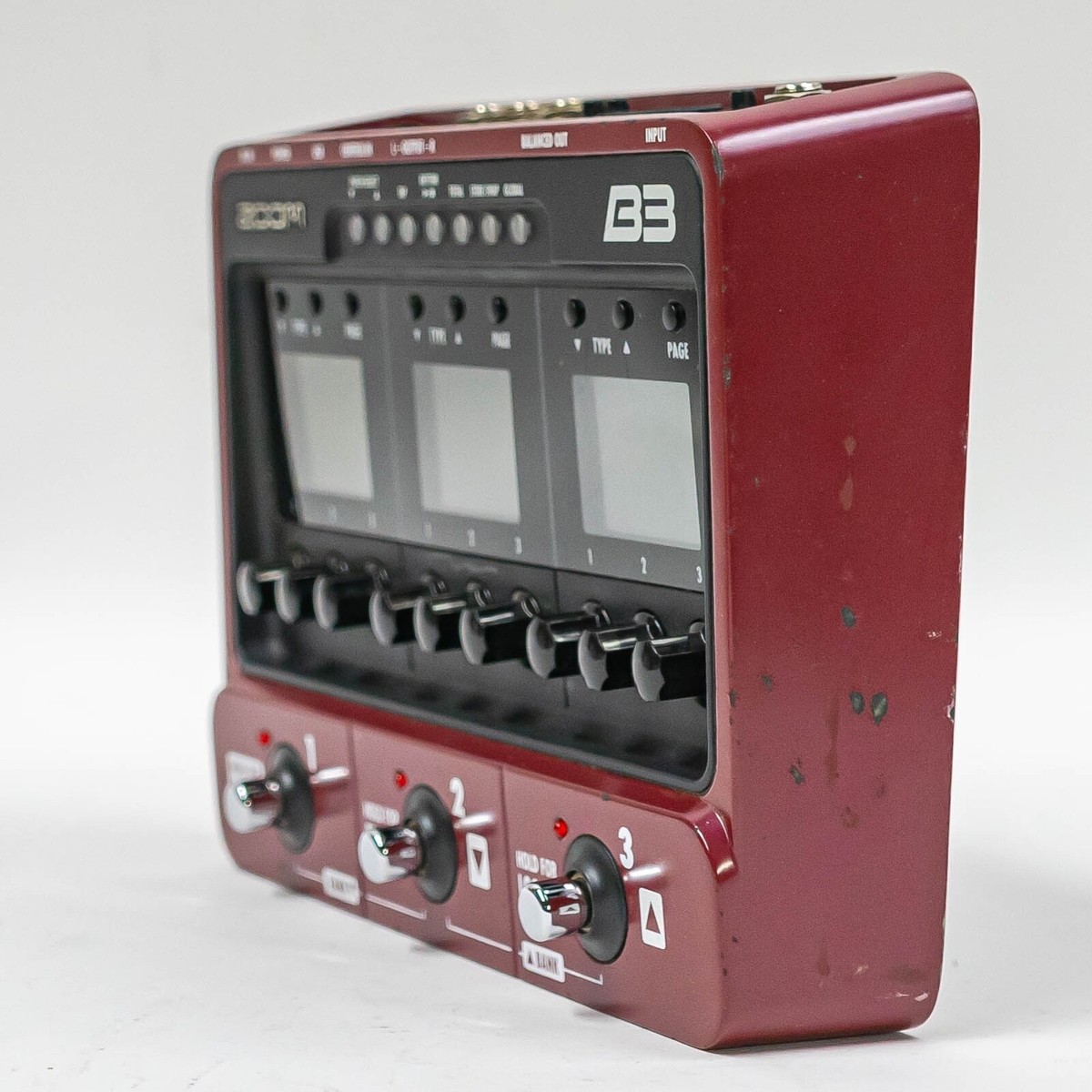 Zoom B3 Bass Effects and Amp Simulator Effect Pedal with Box and 