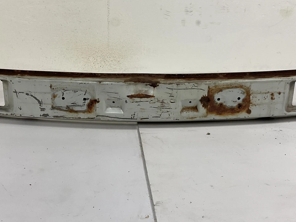 Усилитель кронштейна переднего бампера 1975-1976 Porsche 914 914503311 - Изображение 2 из 4