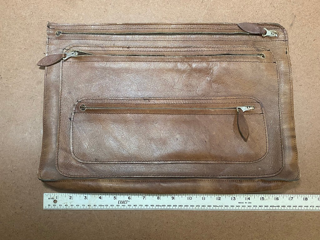 Picture 2 of 9