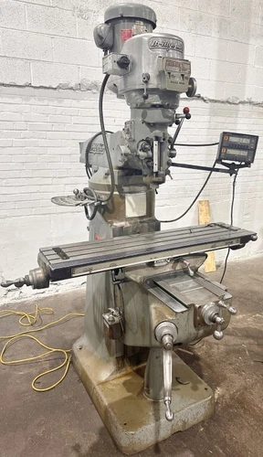 BRIDGEPORT 2HP VERTICAL MILL - DRO