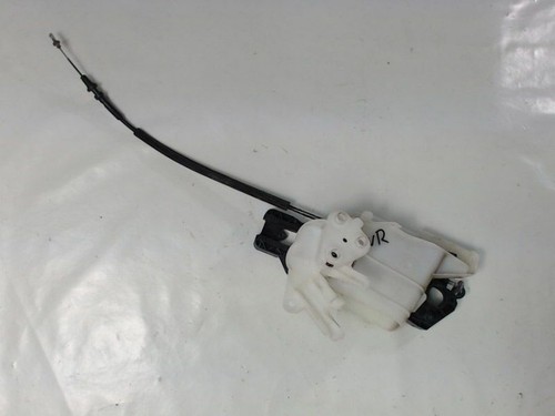 VW Passat Variant 2.0 TDI Trägeraussengriff (tür vorn) R 3C/3CC Bj 2005 36677