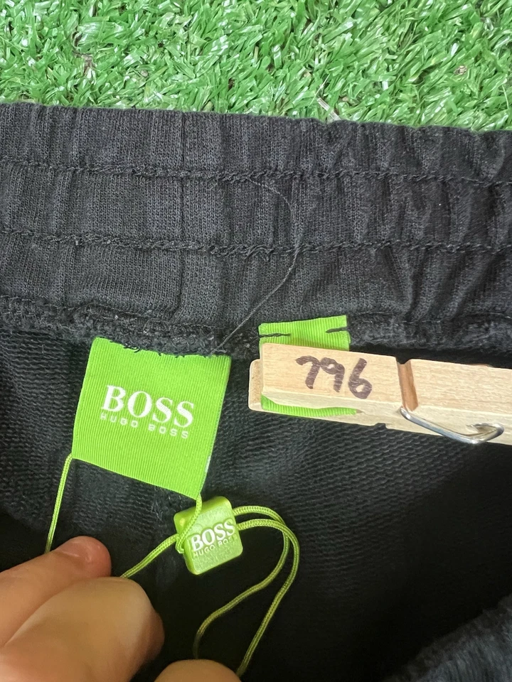 Pantalones de chándal negros pesados Hugo Boss Designer para hombre talla grande LG Foto 2 de 4