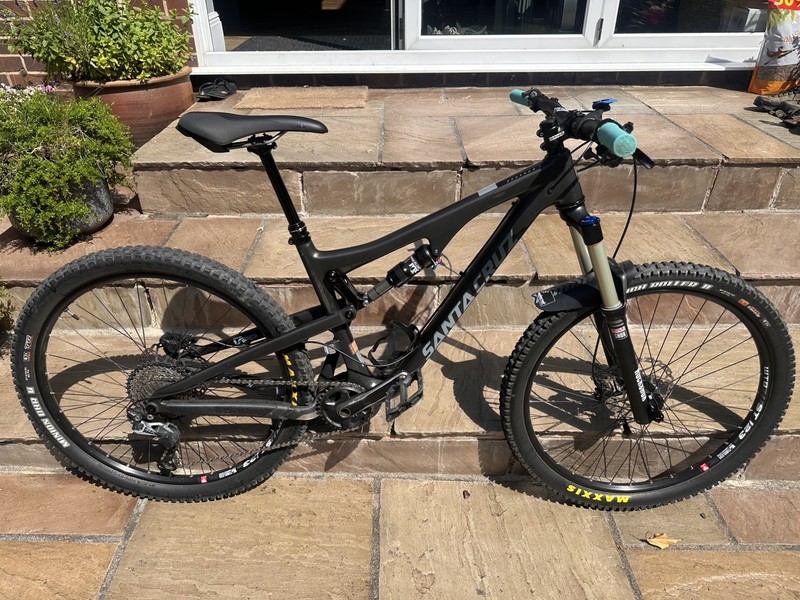 Santa Cruz Bronson 27.5 Carbon Fibre Medium 2016 Full Suspension Mountain Bike