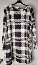 OFEEFAN Large Black & White Plaid Checkered Stretch Long Sleeve Dress Pockets