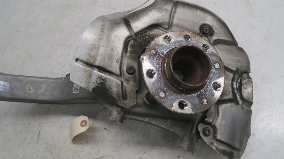 Alfa Romeo Giulia 2017-2024 OEM husillo delantero derecho nudillo buje cojinete tracción trasera Foto 4 de 4