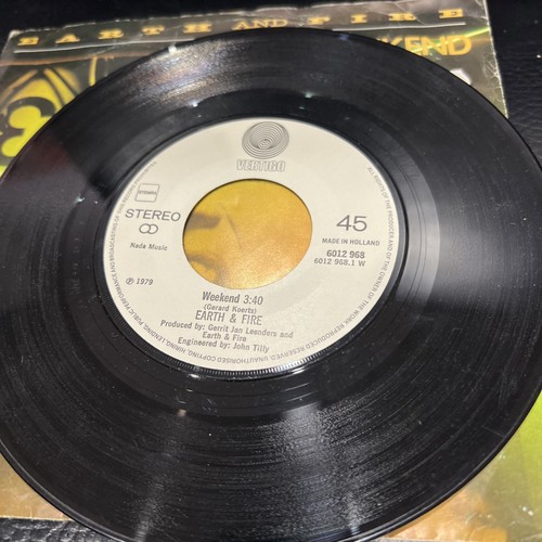 EARTH AND FIRE: Weekend / Answer Me 7” Vinyl Single Picture Sleeve Holland 1979 - Picture 2 of 11