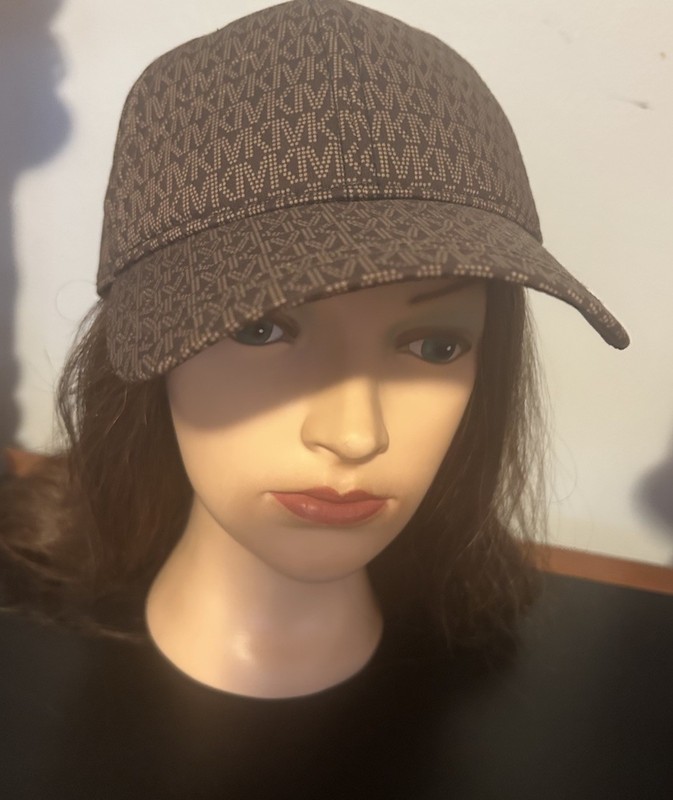 Michael Kors Signature Logo Canvas Baseball Cap Hat Brown $68 MSRP Little Wear
