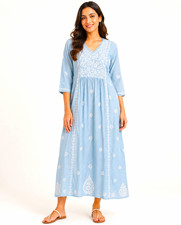 dolma blue white embroidered floral V-neck 3/4 sleeve midi dress Size M