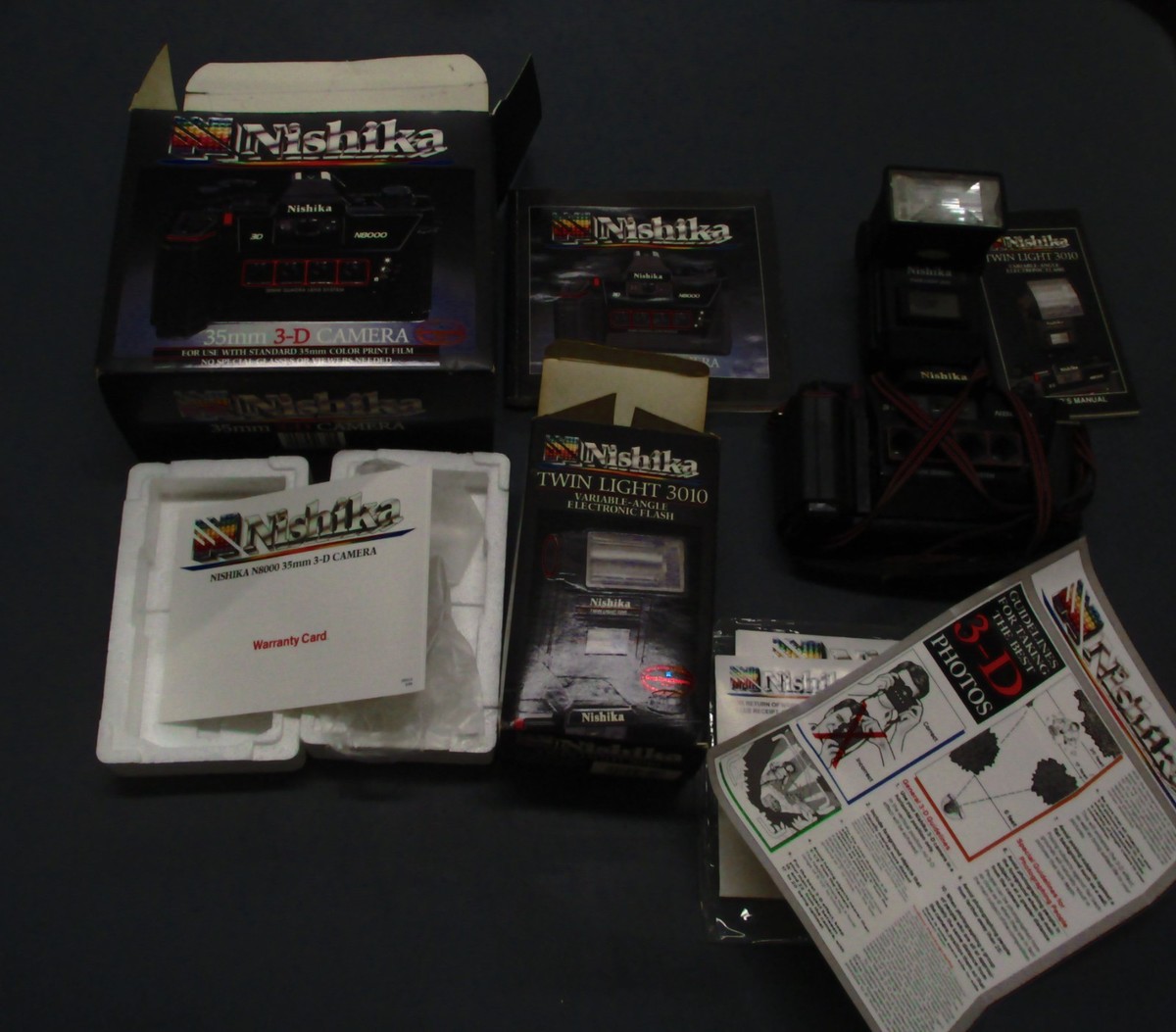 Nishika Camera 35mm Vintage 3D N8000 w/ Box Accessories as shown