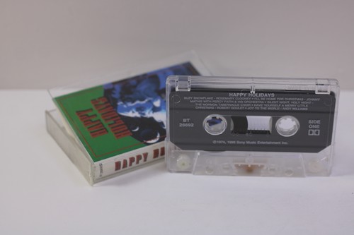 Various Artists Happy Holidays Cassette Tape Rosemary Clooney Johnny Mathis - Picture 4 of 4