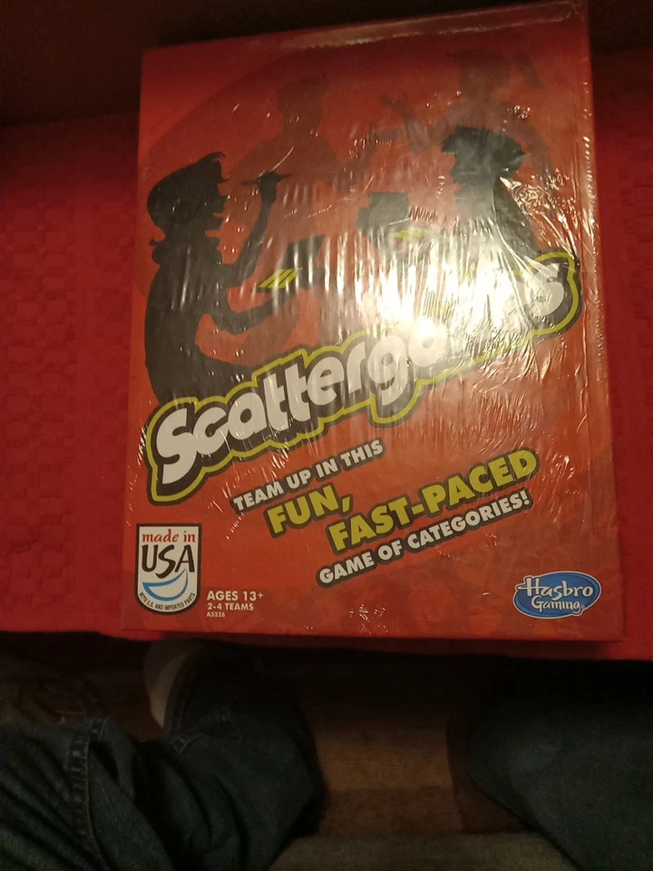 Juego Scattergories 2013. NUEVO PRECINTADO Foto 2 de 4