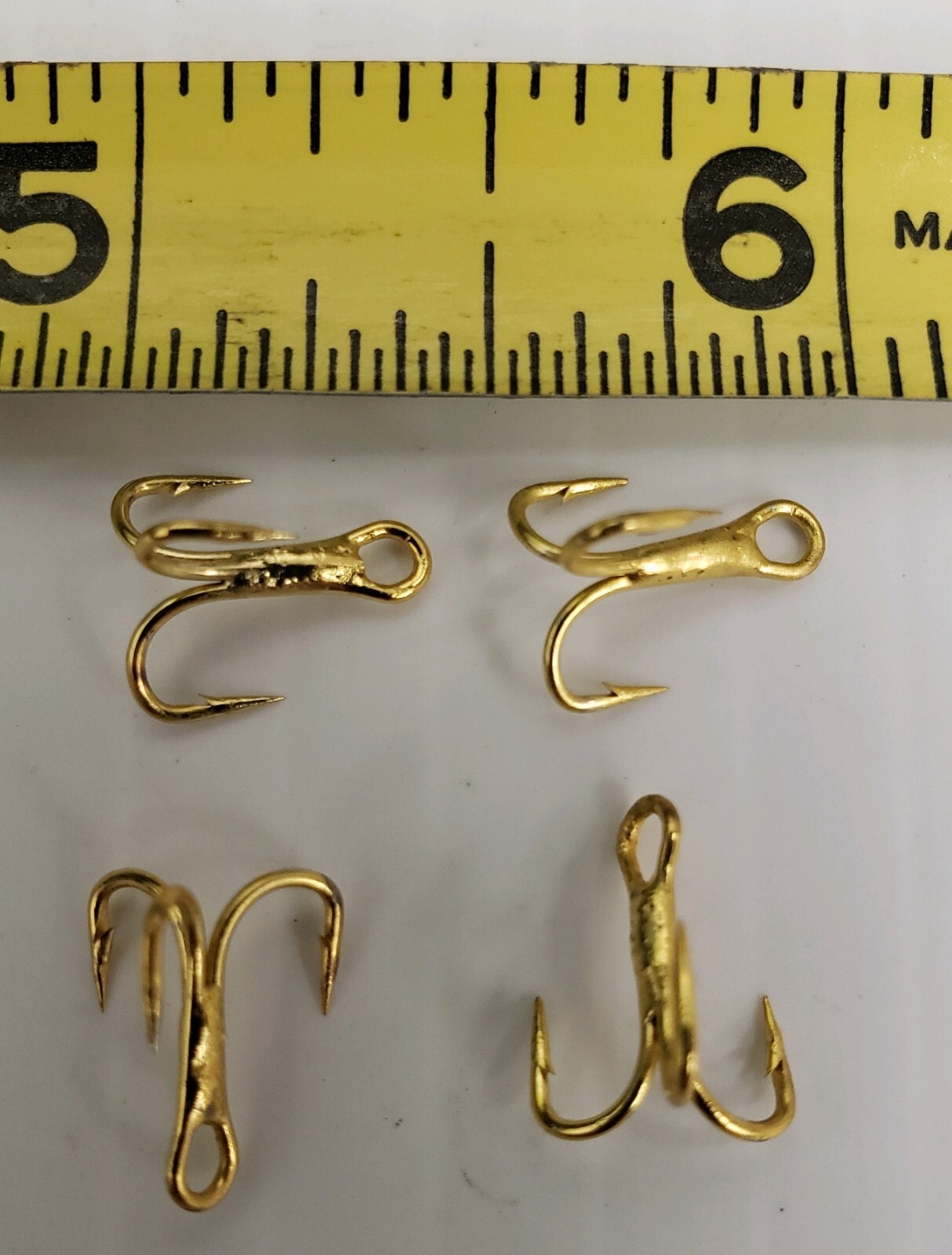 50 Quality Gold Treble Trout, Fish Fishing Hooks Size #16, A4