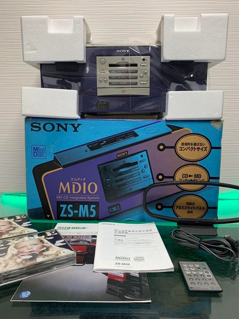ジャンク品SONY CD・MD・ラジオコンポ パープル ZS-M5 SONY ZS-M5