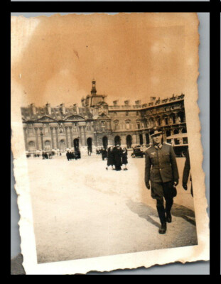  Foto, WK2, A.A.218, Offiziere unterwergs in Paris d, 1942; L131L