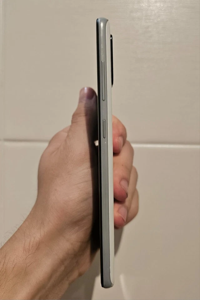 Samsung Galaxy A41 · 64GB, foto 4 di 5