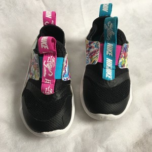 Nike Kids 'Flex Runner fábula del niño Zapatillas Talla 5C CW1601-001 | eBay