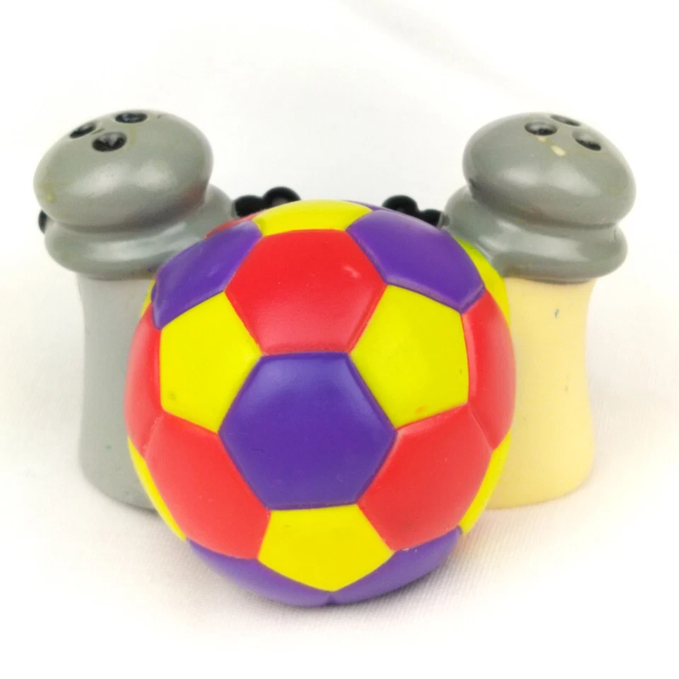 Blues Clues MR SALT & MRS PEPPER SOCCER BALL SPORT VINYL PVC FIGURE 2000 Viacom - Image 2 of 4