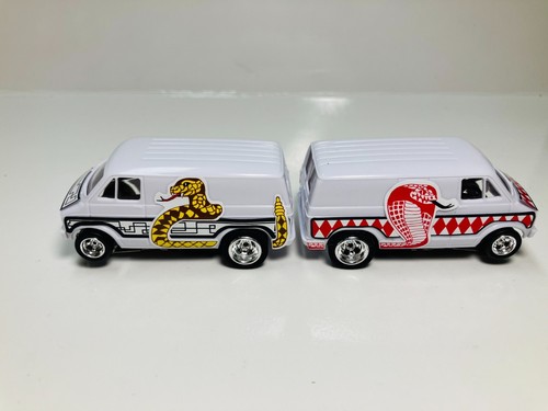 AUTO-WORLD~ Pair of " DODGE VENOMOUS VANS " unpainted~NEW~ AFX, AURORA, TYCO - Picture 4 of 11
