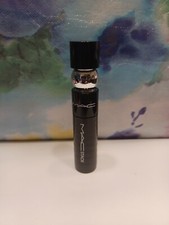 MAC Stack Mascara Infinite Build Volume in Bl...