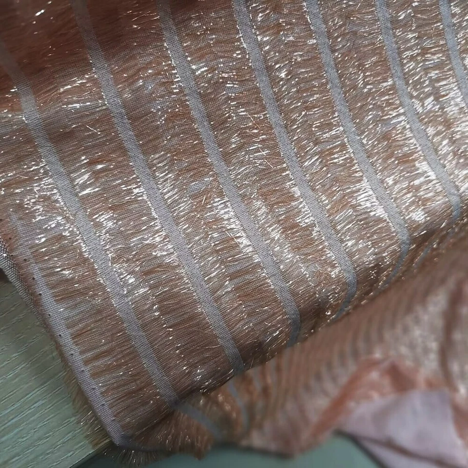 Vestido de novia de tela de algodón de seda metálica de 1 yarda X 1,1 metros, material de vestido de noche Foto 2 de 4