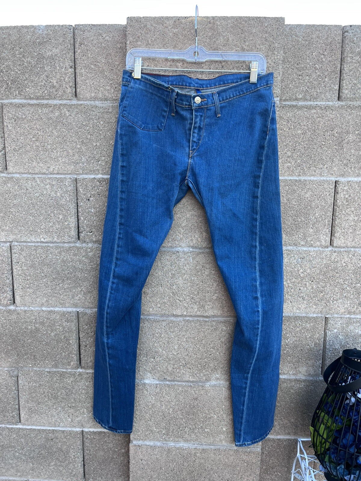 Levi’s Red Label size 29 skinny jeans Y2K super low rise