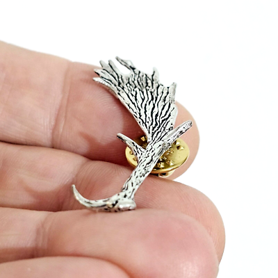 Broche pin's épinglette étain 'Country Life' argenté vieilli (cerf) - 30x20 mm - [R2820