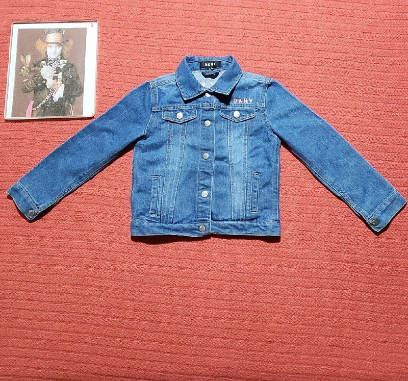 Sz. 6 Jean Jacket Long Sleeve Snap closure Denim Blue/embroidered Pink DKNY Logo
