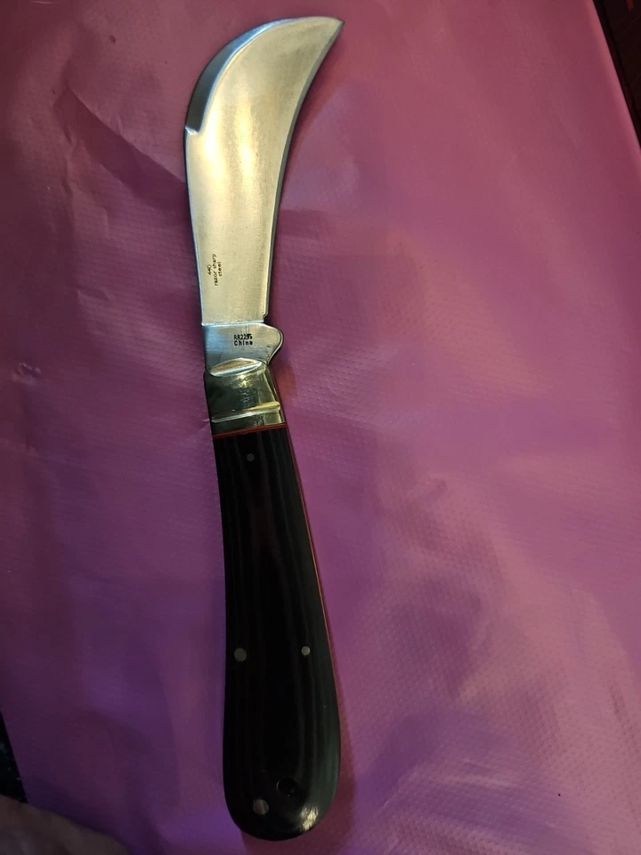 Cuchillo Plegable Rough Rider Zorro Rojo Mangos Micarta Negro y Rojo Foto 3 de 4