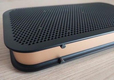 ★Bang & Olufsen Beoplay A2 スピーカー 小物 格安 Bang & Olufsen Beoplay A2 Bluetooth B&O Play Portable Speaker Used