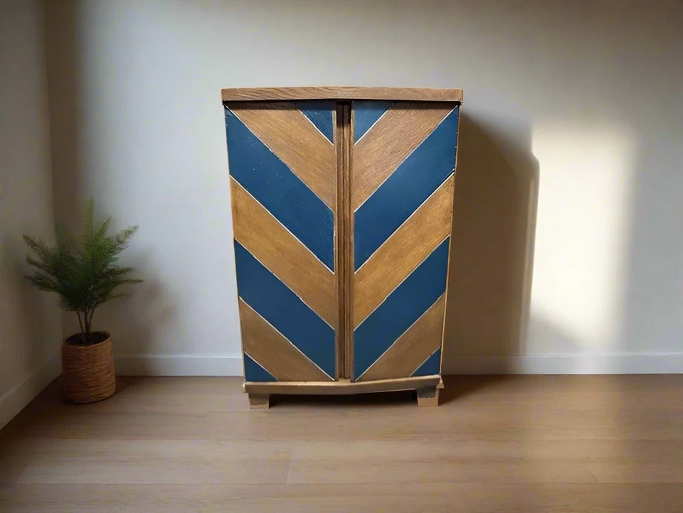 1960s Mid-Century Modern Wine & Liquor Bar Cabinet with Wine Fridge - Image 3 of 4