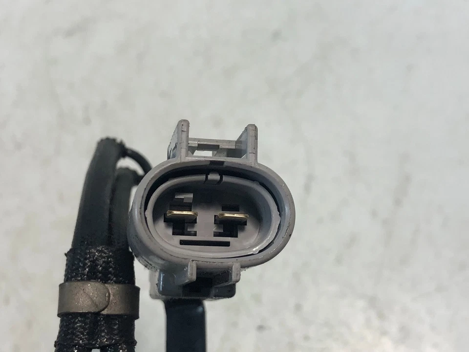 Unidad de resistencia Lexus GS300 1999-2004 P: 82695-30010 garantía OEM Foto 2 de 4