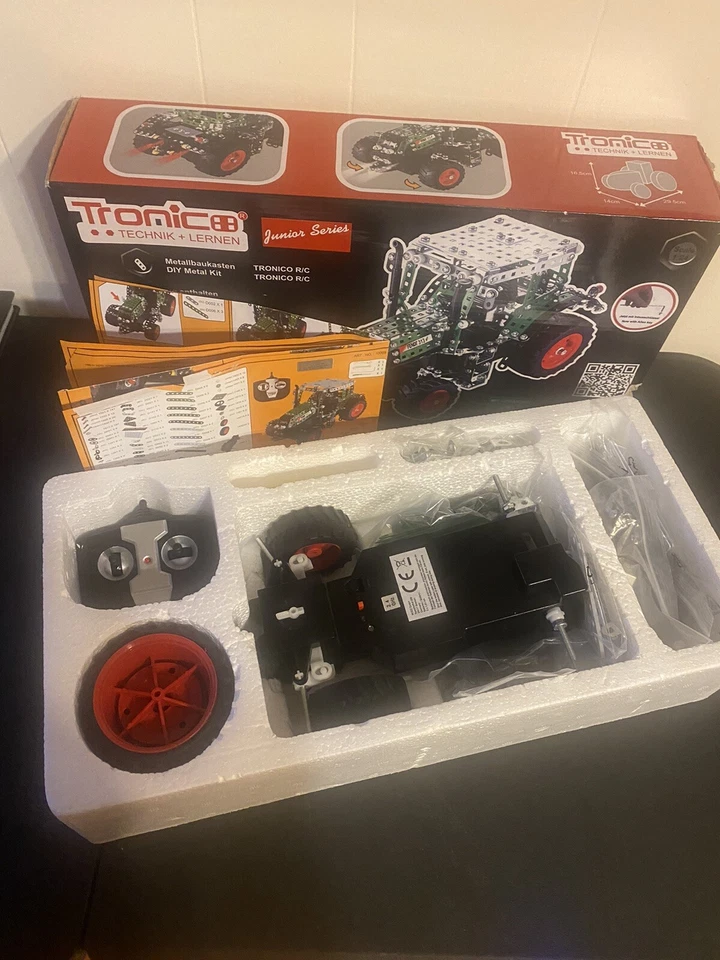Tronico Junior Series Fendt 313 Vario RC Bausatz ferngesteuert - Bild 2 von 4