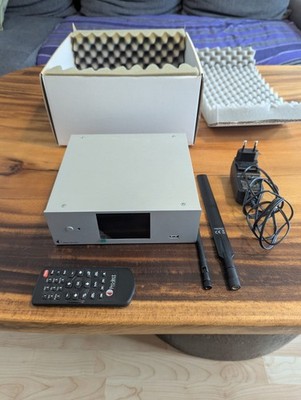Pro-Ject Stream Box DS2 T Silber Neuwertig
