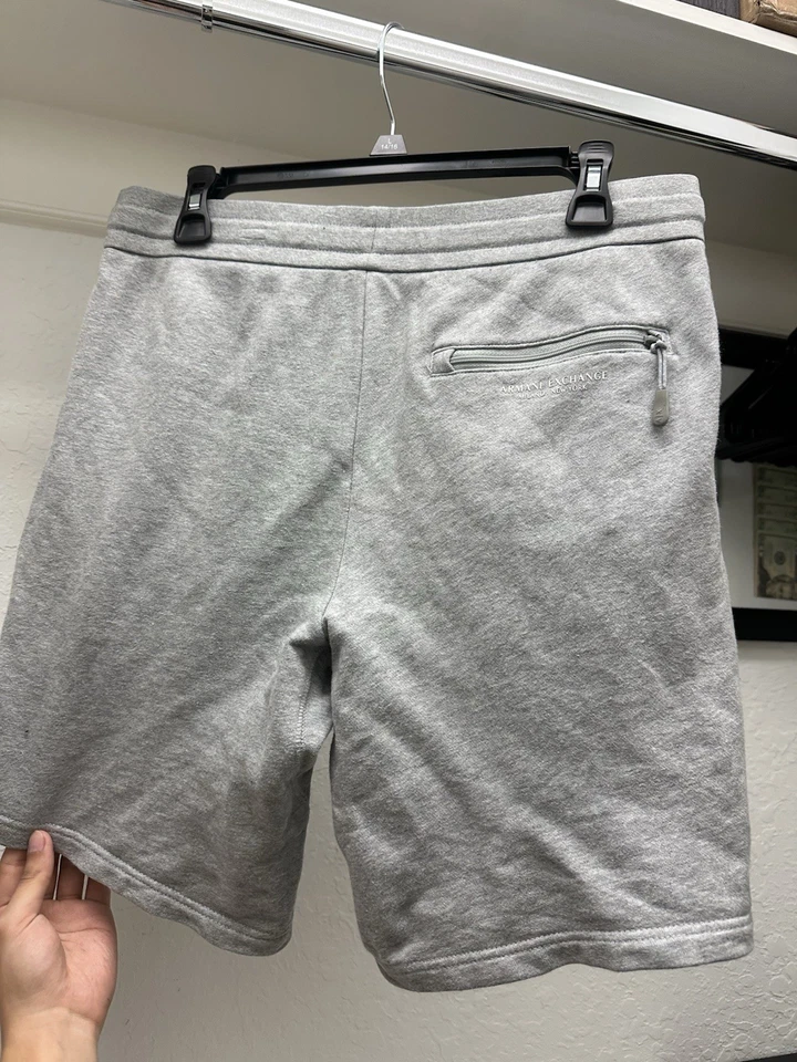 Armani Exchange Men's Short Size S - Imagem 4 de 4