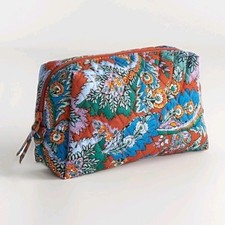Vera Bradley Medium Cosmetic Cotton Flowers  Feathers NWT MSRP 35 50128-20197