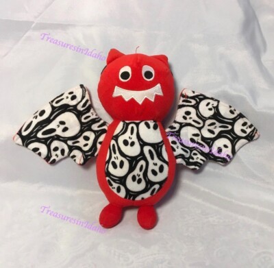 2013 National Entertainment Red Plush Bat Ghostface Skulls Black & White 12  toy