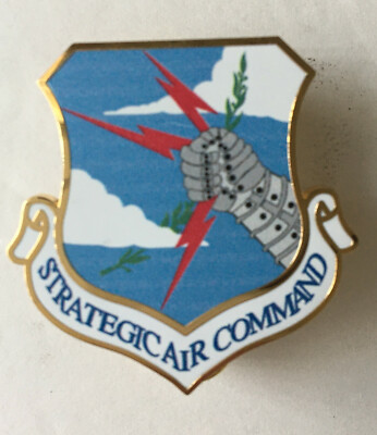 US Air Force Strategic Air Command SAC LAPEL HAT PIN BADGE 1 1/2'' -USAF Licensed