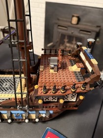 Lego Pirates Imperial Flagship 10210 98% Complete With Mini Figs & Manuals