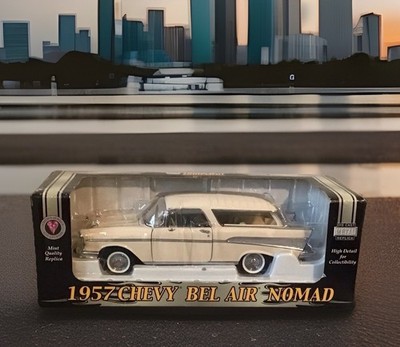 NAPA 1957 Chevy Bel Air Nomad Crown Premiums 1:24 Scale Diecast  Bank NEW NRFB
