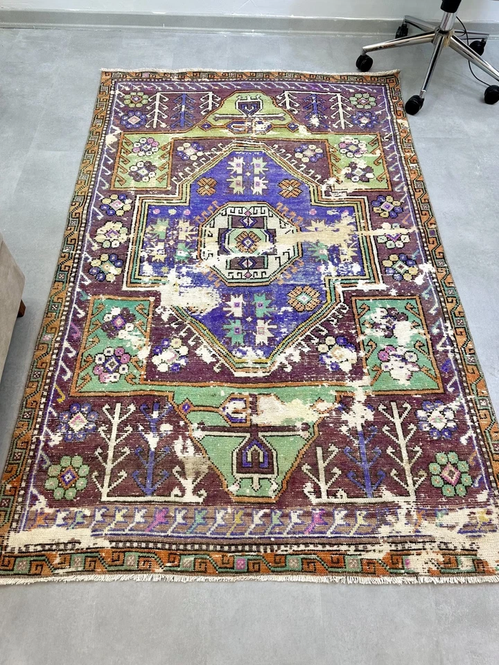 Alfombra turca oriental vintage púrpura 4x6, alfombra de lana hecha a mano, alfombra única Foto 4 de 4