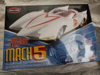 Speed Racer Mach 5 Retro 1/25 Scale Snap-It 54 pcs Skill 2 Model by Polar Lights