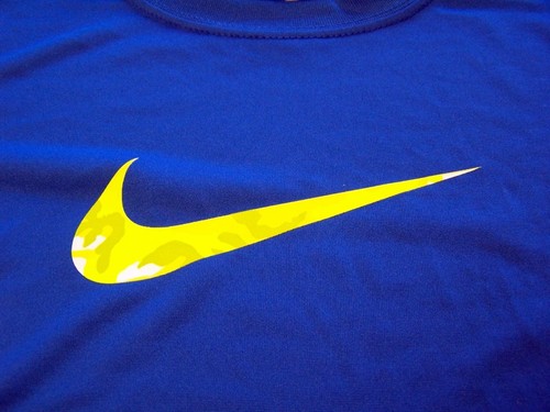 CAMISA SWOOSH NIKE AZUL REAL DRI-FIT LOGO CAMUFLAJE NUEVA CON ETIQUETAS Niño Talla 4 - Imagen 2 de 2