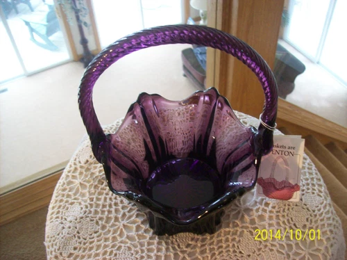 Fenton Art Glass Vintage Amethyst Basket With Twisted Rope Handle Scalloped Edge