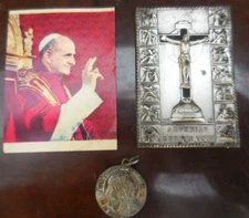 Lot Junk Drawer Lot Of Misc.Religious objects ,Pope Saint Paul VI # lot 3