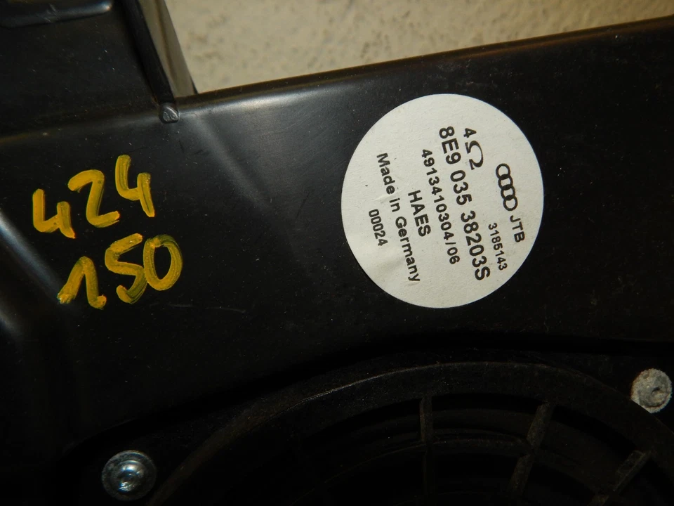 Haut-Parleur Subwoofer AUDI A4 B7 8E Avant Bassbox 8E903538203S 424150 - Photo 3/3