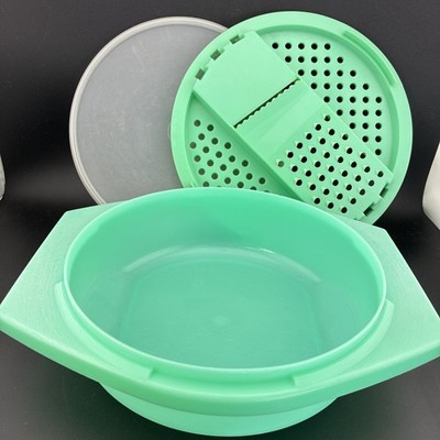 Vintage Jade Green 3 Piece Tupperware Grater Bowl 786-13 & Lid 786-3 Plastic USA