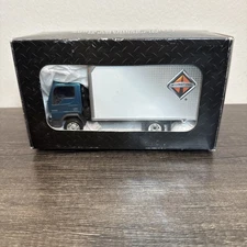 ELIGOR ERTL DCP 1/43 INTERNATIONAL CF VAN DELIVERY TRUCK RARE!!!!!!